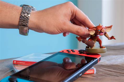how to use amiibo on switch.